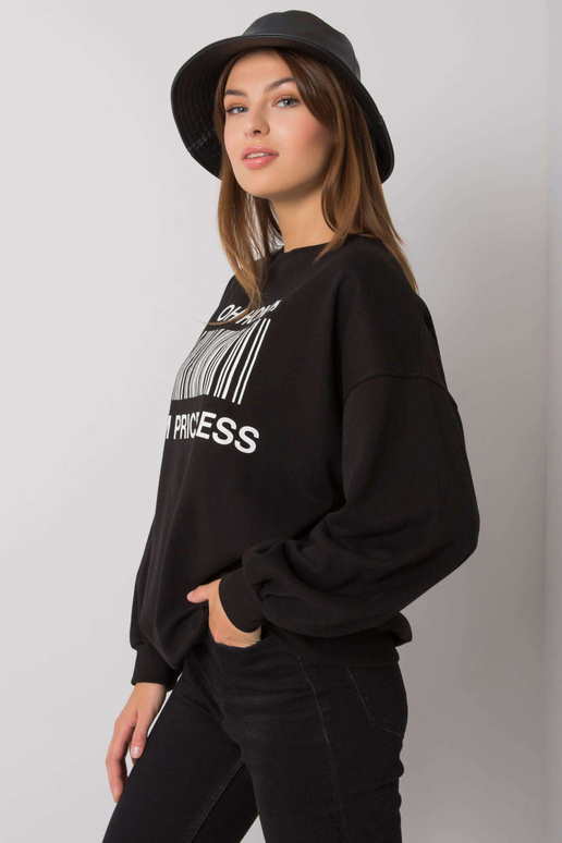 Juodi megztiniai su Basile raštu