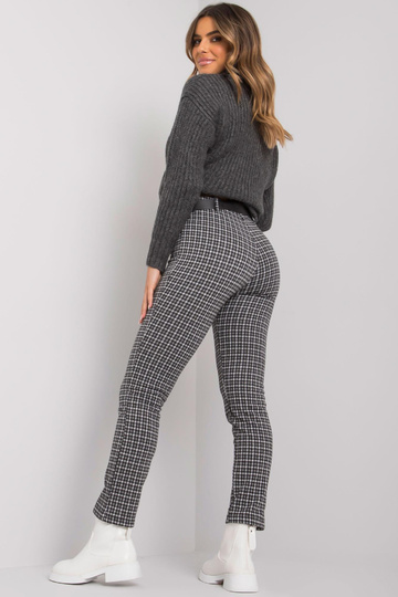 Juodos ir pilkos spalvos...