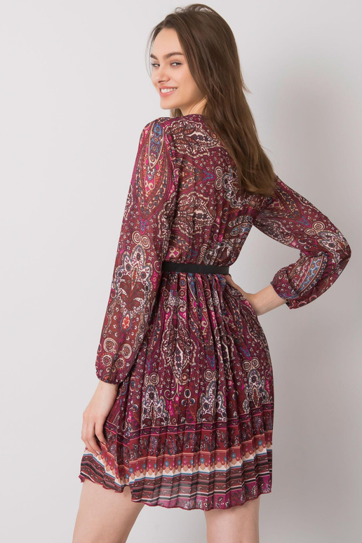 Bordo spalvos Carmona klostuota suknelė