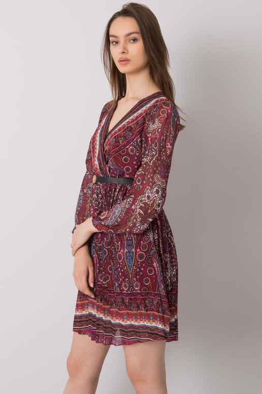 Bordo spalvos Carmona klostuota suknelė