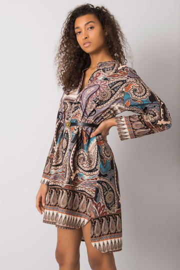 Juoda suknelė su Vankuverio...