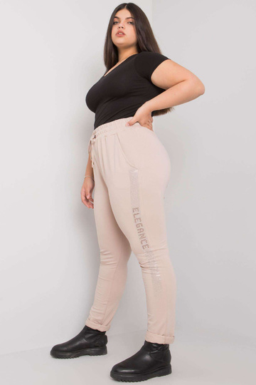 Smėlio spalvos plius dydžio... 2