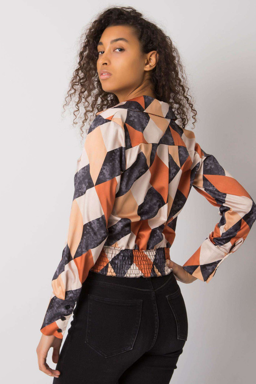 Grizella juodos ir smėlio spalvos...