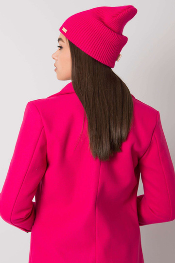 Fuksijos spalvos megzta...