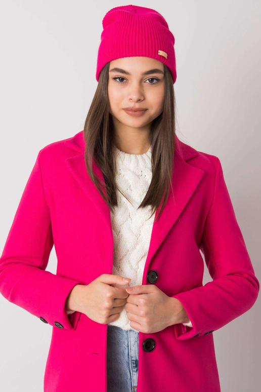 Fuksijos spalvos megzta kepuraitė RUE...