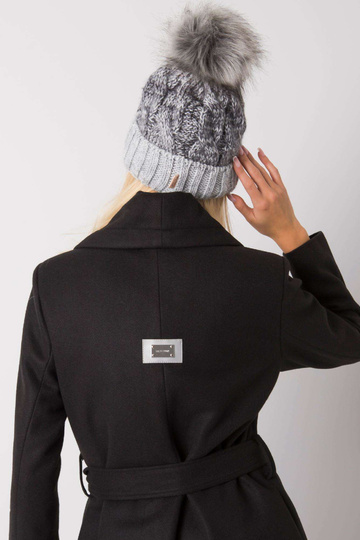 Pilka žieminė kepurė su...