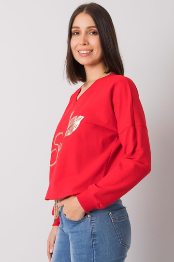 Raudona plius dydžio...