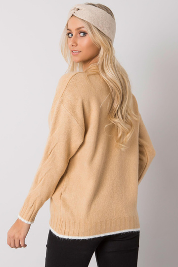 Camel megztinis V formos... 2