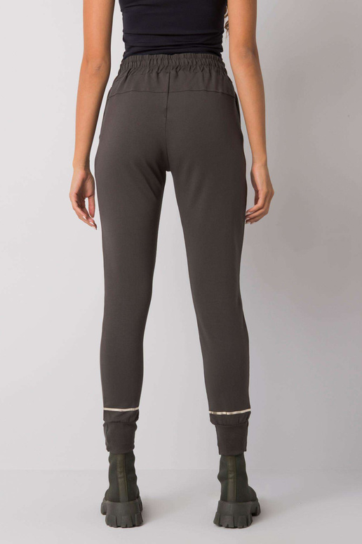 Tamsios chaki spalvos sportinio...