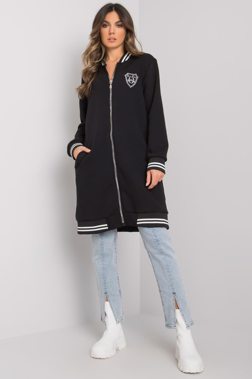 Juodas ilgas megztinis su Lucia RUE... Juodas ilgas megztinis su Lucia RUE...