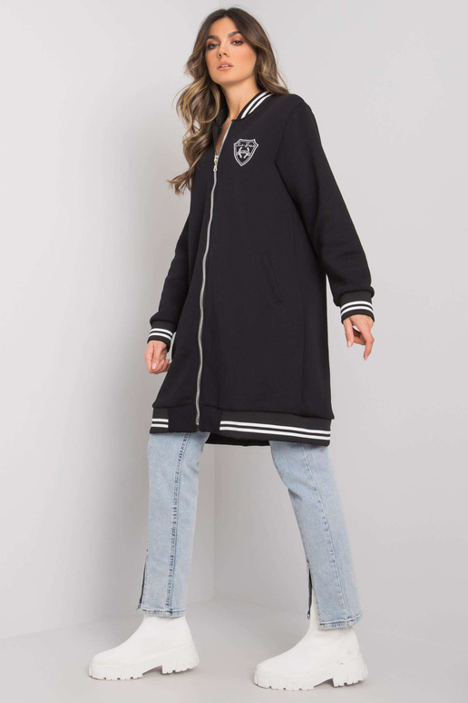 Juodas ilgas megztinis su Lucia RUE... Juodas ilgas megztinis su Lucia RUE...