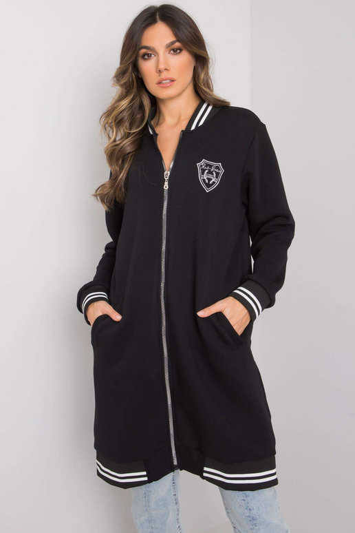 Juodas ilgas megztinis su Lucia RUE... Juodas ilgas megztinis su Lucia RUE...