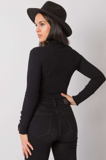 Juoda Fit palaidinė ilgomis...