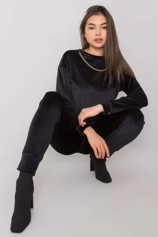 Juodas Tampa veliūrinis rinkinys