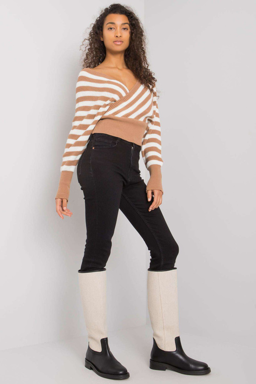 Kupranugaris ir baltai dryžuotas...