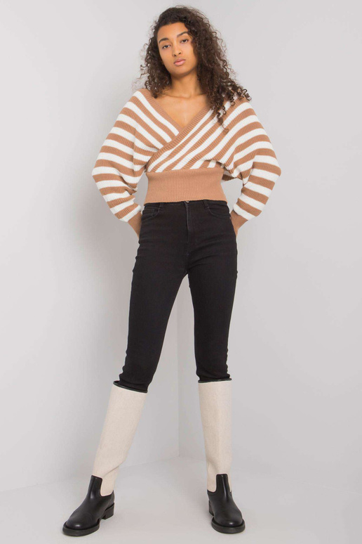 Kupranugaris ir baltai dryžuotas...