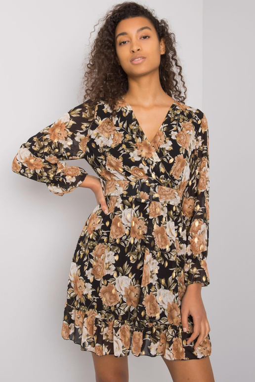 Juodos ir smėlinės spalvos suknelė su... Juodos ir smėlinės spalvos suknelė su...