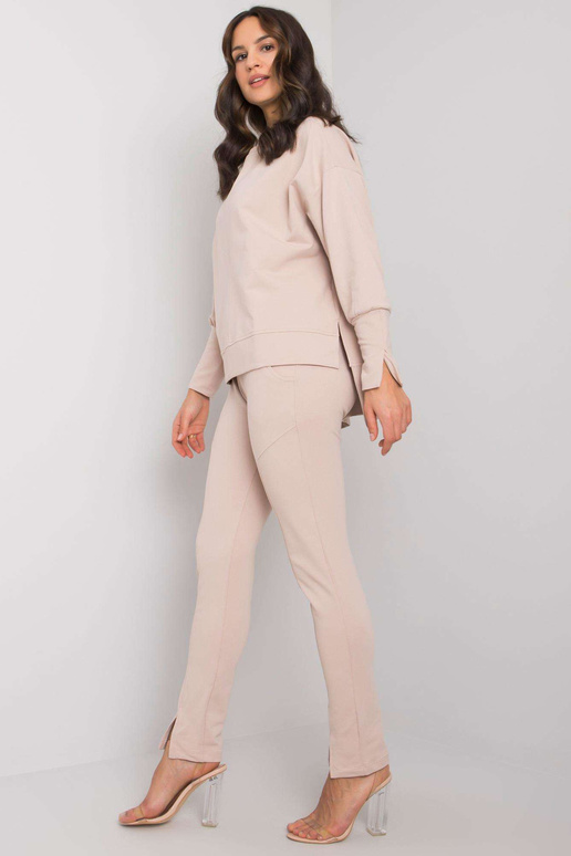 Šviesiai smėlio spalvos dviejų dalių...