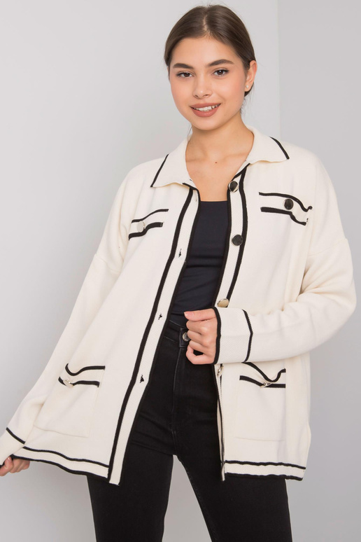 Kreminis megztinis su Shelton kišenėmis