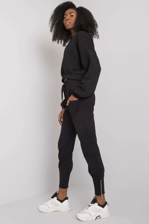 Juodos sportinės kelnės su...