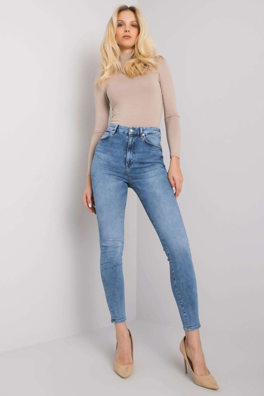 Šviesiai mėlyni siauri džinsai Charice