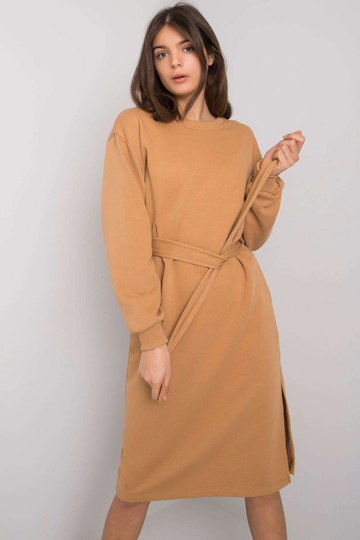 Suknelė su kupranugariais...