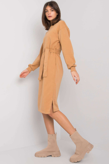 Suknelė su kupranugariais... 2