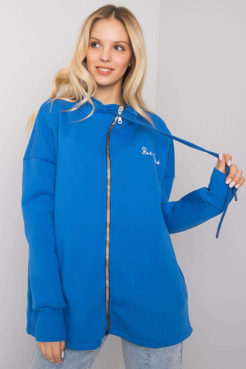 Tamsiai mėlynas gobtuvas...