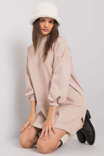 Šviesiai smėlio spalvos...