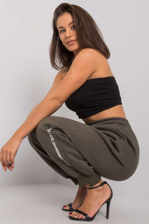 Tamsios chaki spalvos moteriškos... Tamsios chaki spalvos moteriškos...