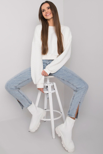 Ecru Crystal dygsniuotas...