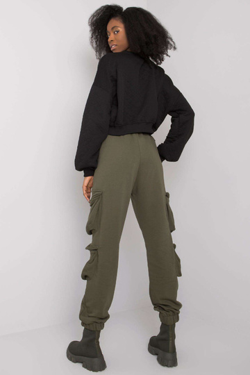 Chaki spalvos moteriškos...