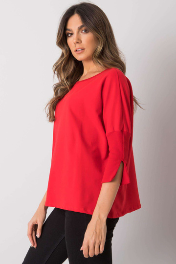 Raudona laisva palaidinė... 2