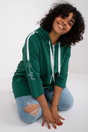 Tamsiai žalias plius dydžio...