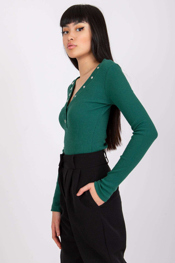 Tamsiai žalia dryžuota...