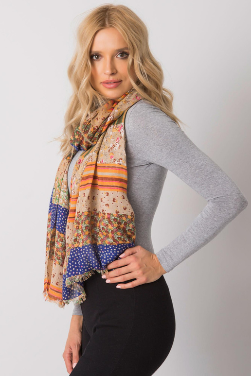 Tamsiai smėlio spalvos mėlynos...