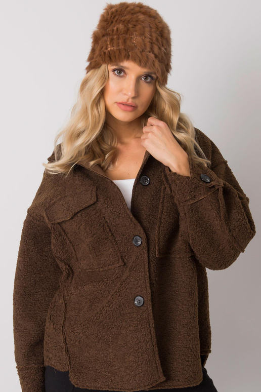 Šviesiai rudos spalvos kailinė kepurė