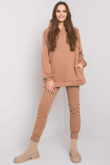 Kupranugarių megztinių...