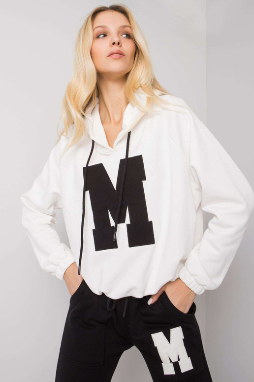 Ecru-juodas komplektas su Danielle