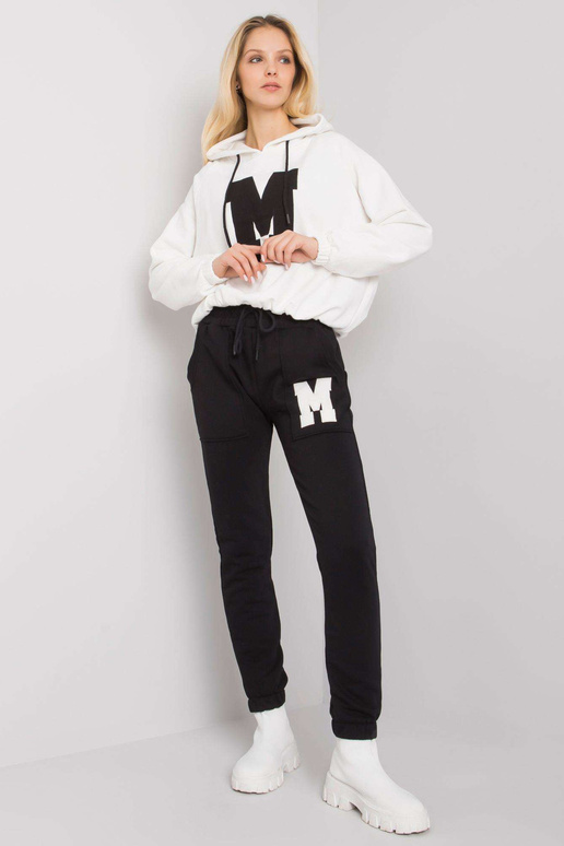 Ecru-juodas komplektas su Danielle