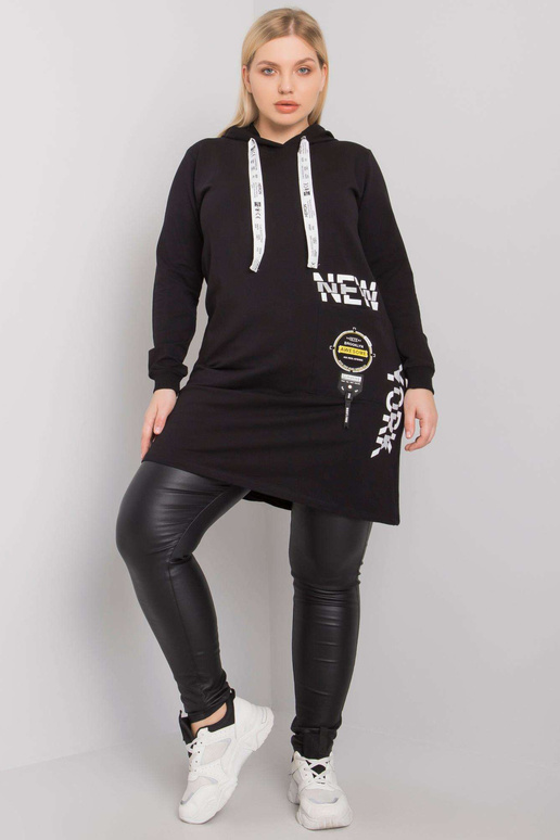 Juoda didelio dydžio tunika su... Juoda didelio dydžio tunika su...