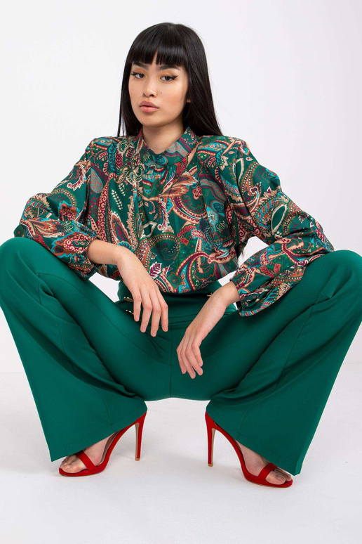 Elegantiškos žalios kelnės su... Elegantiškos žalios kelnės su...