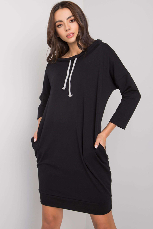 Juoda Paulie medvilninė suknelė Juoda Paulie medvilninė suknelė