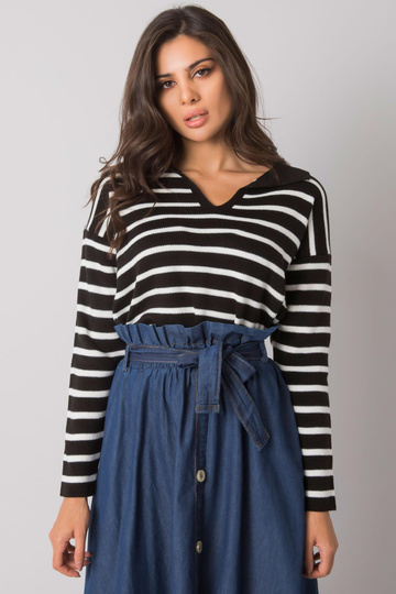 Juodas dryžuotas megztinis...