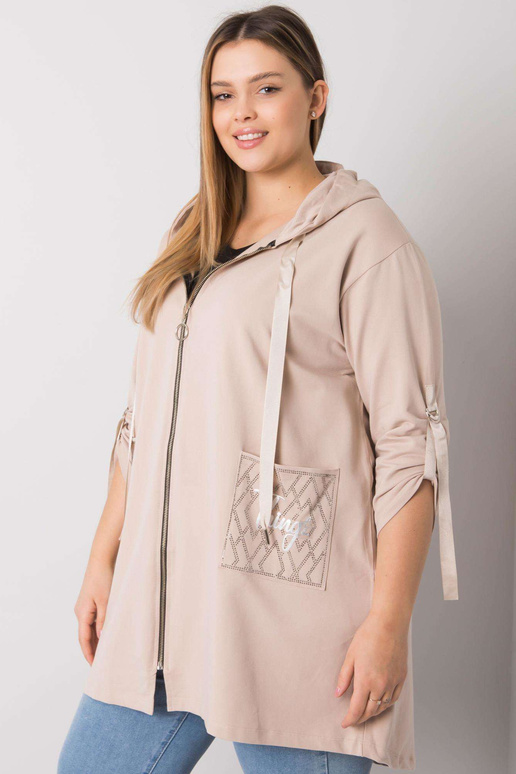 Šviesiai smėlio spalvos plius dydžio... Šviesiai smėlio spalvos plius dydžio...