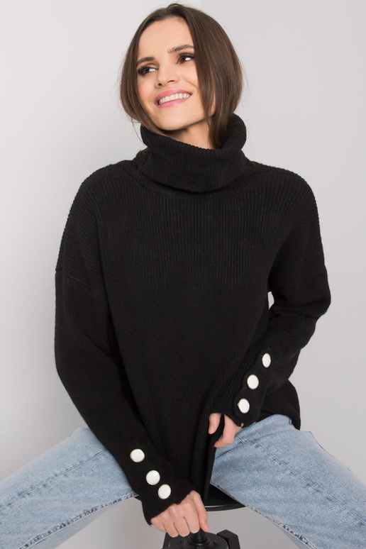 Moteriškas juodas megztinis su vėžiu...