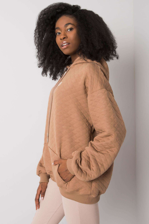 Kupranugarių dygsniuotas megztinis... Kupranugarių dygsniuotas megztinis...