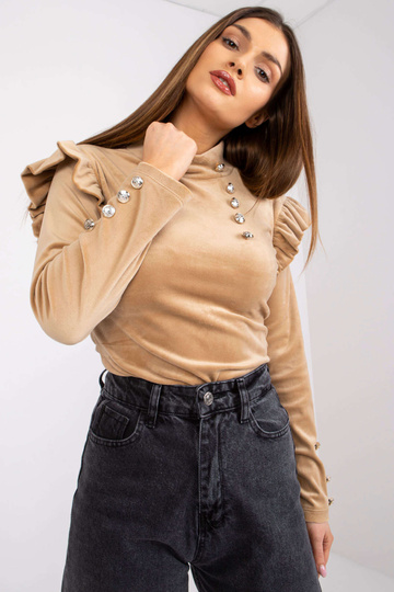 Tamsiai smėlio spalvos...