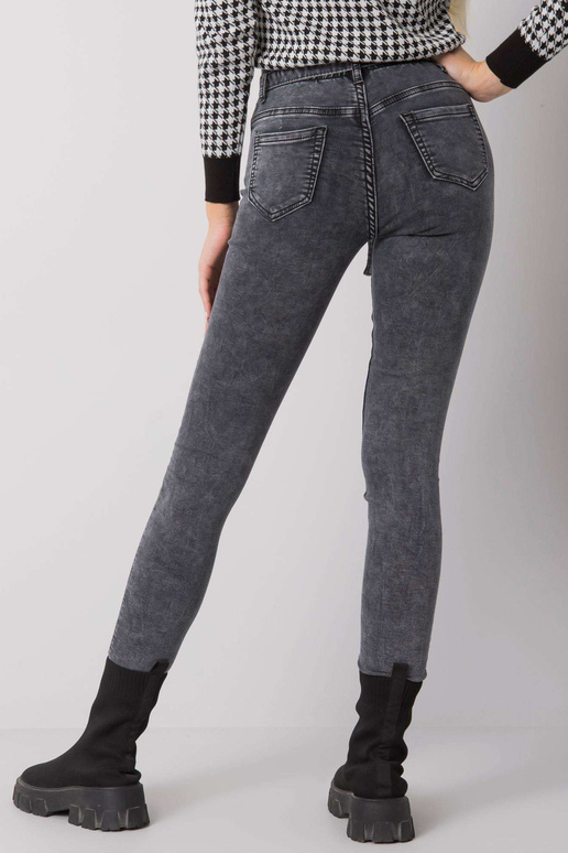 Pilki prigludę džinsai su Lexington...