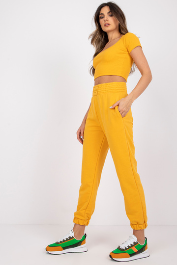 Šviesiai oranžinės... 2